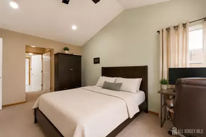 101 Wellington Park Drive, Middlesex, NJ 08540 - Photo 22