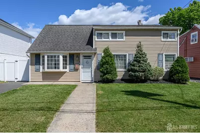 86 Leber Avenue, Carteret, NJ 07008 - Photo 1