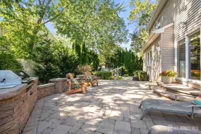 12 Ellingham Avenue, Monroe Township, NJ 08831 - Photo 8