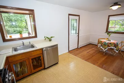 8 Stony Road, Edison, NJ 08817 - Photo 18