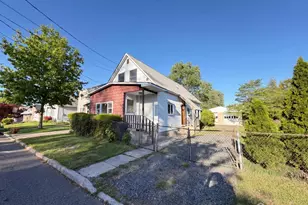 578 Garden Ave, Woodbridge Township, NJ 07095 - Photo 22