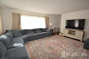 5 Wyckoffs Mills Applegarth Rd, Monroe Township, NJ 08831 - Photo 8