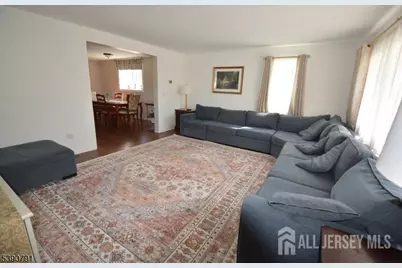 5 Wyckoffs Mills Applegarth Road, Monroe Township, NJ 08831 - Photo 10