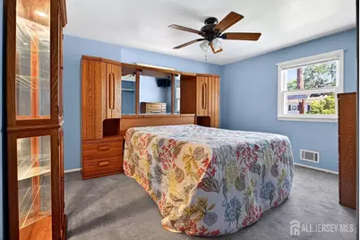 140 Camelot Drive, Port Reading, NJ 07064 - Photo 30