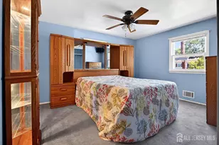 140 Camelot Dr, Port Reading, NJ 07064 - Photo 30