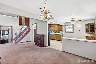 140 Camelot Drive, Port Reading, NJ 07064 - Photo 6