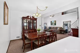 140 Camelot Dr, Port Reading, NJ 07064 - Photo 8