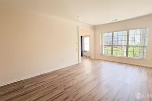 440 Bluebird Dr, Monroe Township, NJ 08831 - Photo 4
