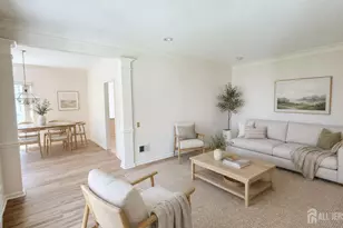 440 Bluebird Dr, Monroe Township, NJ 08831 - Photo 2