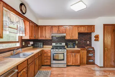 61 Avenue I Avenue, Monroe Township, NJ 08831 - Photo 8