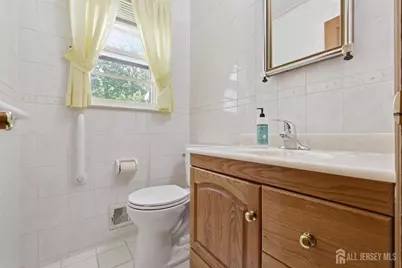 7 Oakland Road, Old Bridge Township, NJ 08857 - Photo 22