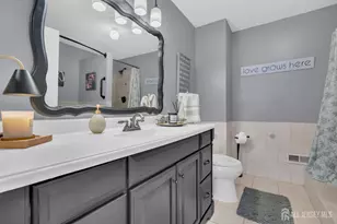 17 Richmond Ct, Tinton Falls, NJ 07712 - Photo 26