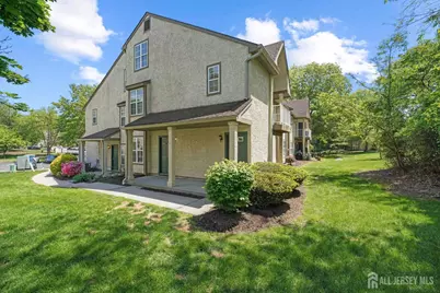 1307 Commons At Kingswood Drive, East Brunswick Township, NJ 08816 - Photo 18