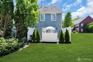 305 Beach Plum Ct, Tuckerton, NJ 08087 - Photo 4