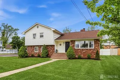 179 Buckelew Avenue, Jamesburg, NJ 08831 - Photo 2