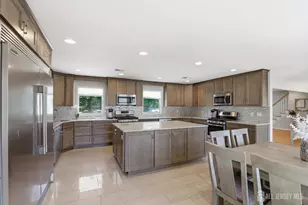 24 Campbell Ave, Edison, NJ 08817 - Photo 4