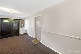 336 Willowbrook Dr, North Brunswick Township, NJ 08902 - Photo 2