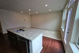605 Parker Blvd, West Windsor Township, NJ 08550 - Photo 8