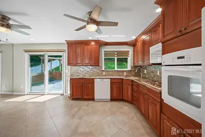 16 Venus Road, South Amboy, NJ 08879 - Photo 6