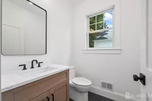 21 Middlesex Ave, Edison, NJ 08820 - Photo 12