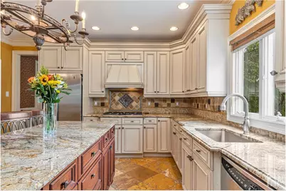 9 Woodmere Road, Monroe Township, NJ 08831 - Photo 18