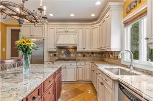 9 Woodmere Rd, Monroe Township, NJ 08831 - Photo 18