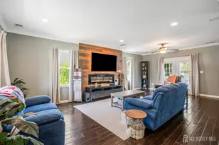 203 Harris Ave, Middlesex, NJ 08846 - Photo 4