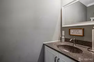 203 Harris Ave, Middlesex, NJ 08846 - Photo 16