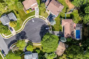 4 Augusta Ct, Edison, NJ 08820 - Photo 40
