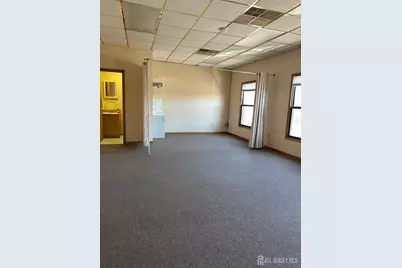 1653 State Route 27 Highway #205, Edison, NJ 08817 - Photo 4