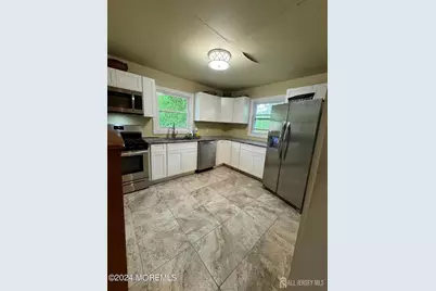 42 E 5th Street, Howell Township, NJ 07731 - Photo 2