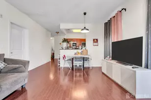 731 Strassle Wy, South Plainfield, NJ 07080 - Photo 14
