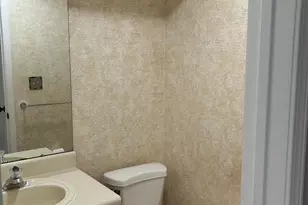 26 Delikat Ln, Sayreville, NJ 08872 - Photo 6
