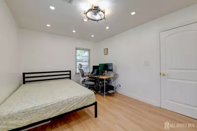 50 Chestnut St Street, Edison, NJ 08817 - Photo 16