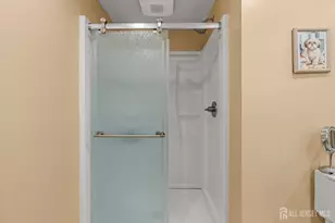 251 Arlington Dr, Fords, NJ 08863 - Photo 20