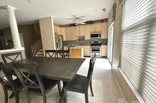 1304 Dahlia Cir, South Brunswick Township, NJ 08810 - Photo 4