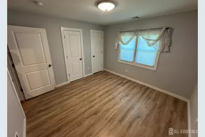 92 Woodland Drive, Aberdeen Township, NJ 07735 - Photo 16