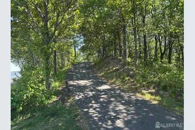 [Address not provided], Aberdeen Township, NJ 07735 - Photo 30