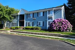 15 Norwich Pl, Franklin Township, NJ 08873 - Photo 2