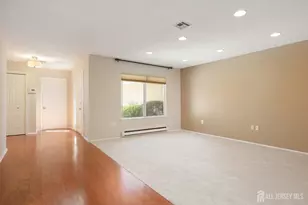 362 Union Dr, Monroe Township, NJ 08831 - Photo 8