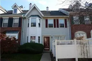 5 Pembrook Ave, North Brunswick Township, NJ 08902 - Photo 2