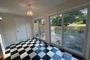 26 Cosgrove Ct, East Brunswick Township, NJ 08816 - Photo 10
