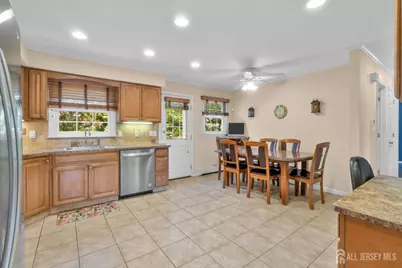 4 Conover Court, Edison, NJ 08817 - Photo 12