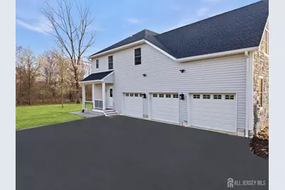 3 Siena Place, Monroe Township, NJ 08831 - Photo 2