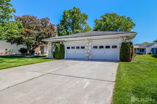 616A Lemington Plaza, Monroe Township, NJ 08831 - Photo 2