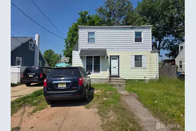 201 SE Summerhill Road SE, Spotswood, NJ 08884 - Photo 1