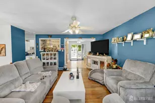 245 4th St, Dunellen, NJ 08812 - Photo 4