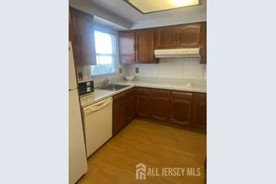 487 Somerset Lane #B, Monroe Township, NJ 08831 - Photo 8