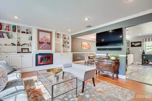 10 Falcon Dr, Edison, NJ 08820 - Photo 14