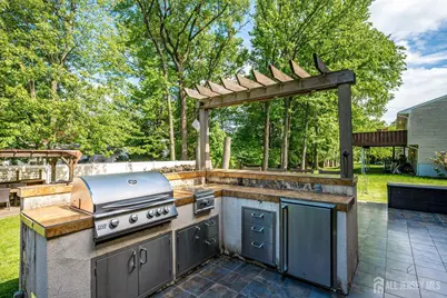 10 Falcon Drive, Edison, NJ 08820 - Photo 44